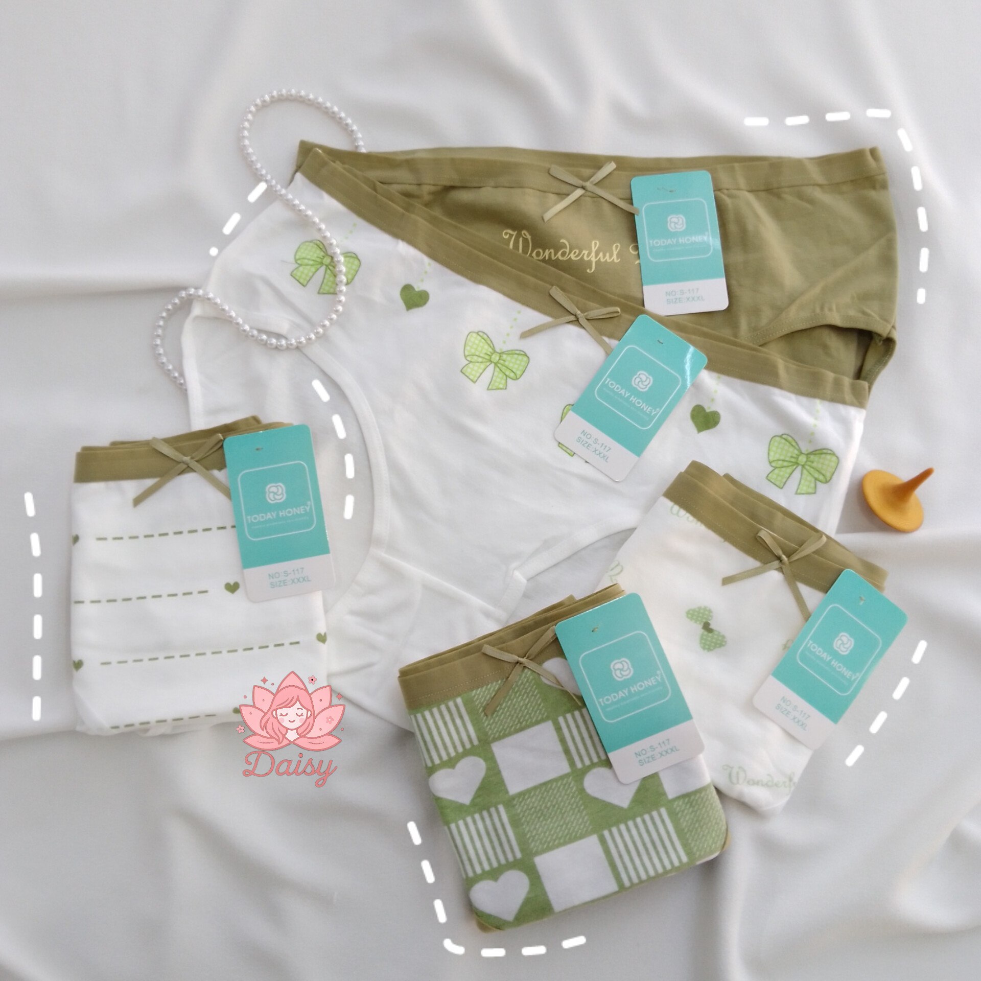 شورت زنانه عروسکی نخی وارداتی